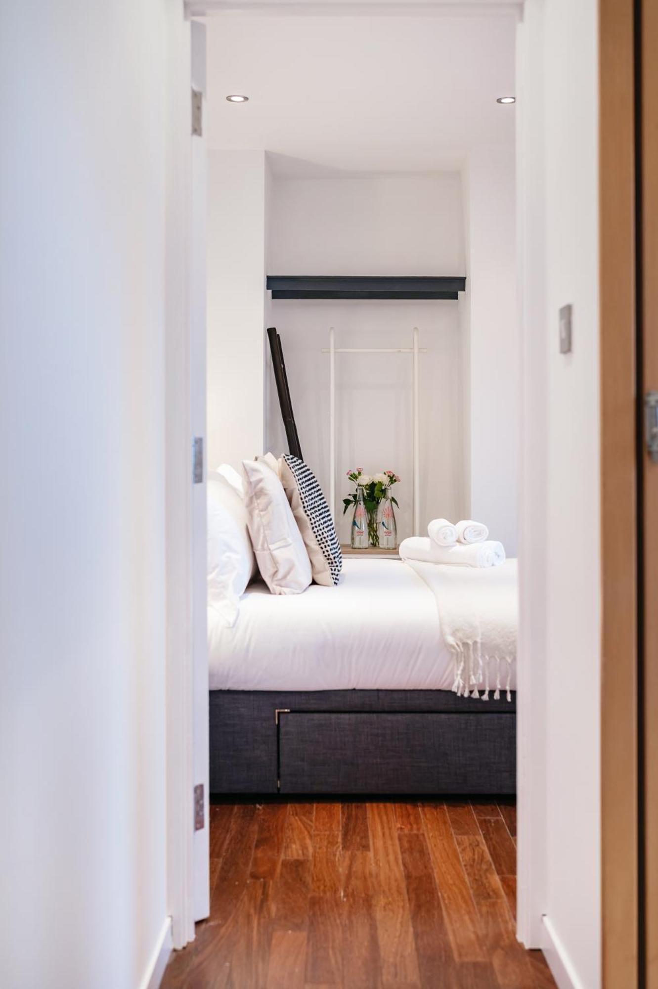Huge & Central 3 Bedr, 4 Beds, Covent Gdn London Exterior photo